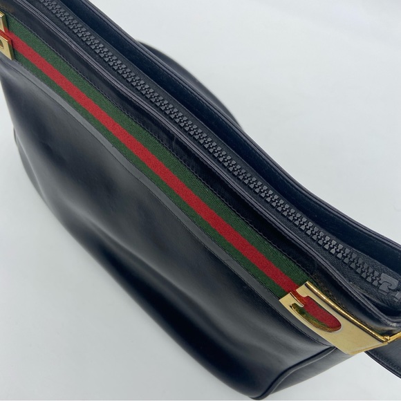 Vintage Gucci Leather Shoulder Bag with Sherry Strip - Picture 11 of 16